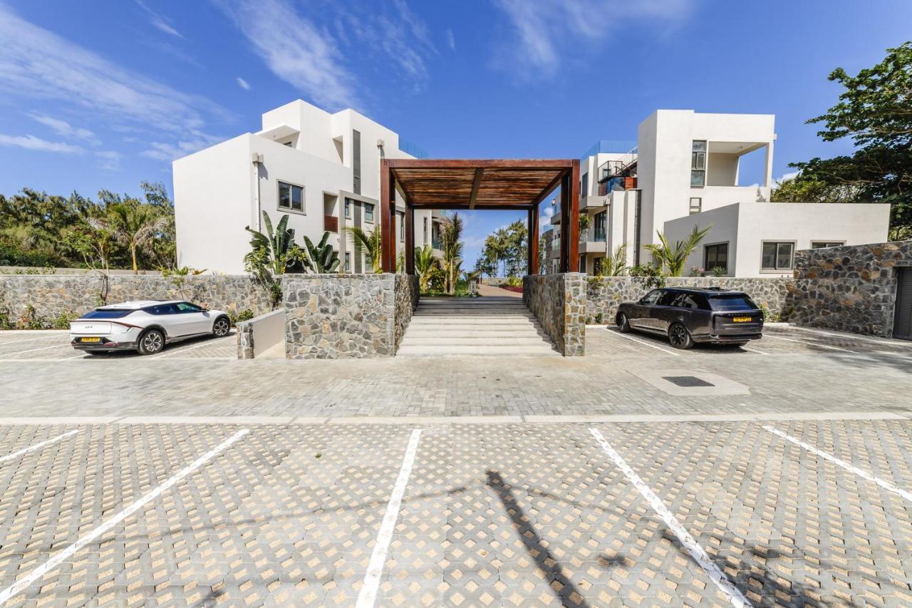 Ocean Terraces Apt A1 - Your Beachfront Bliss - Brand New Poste Lafayette エクステリア 写真